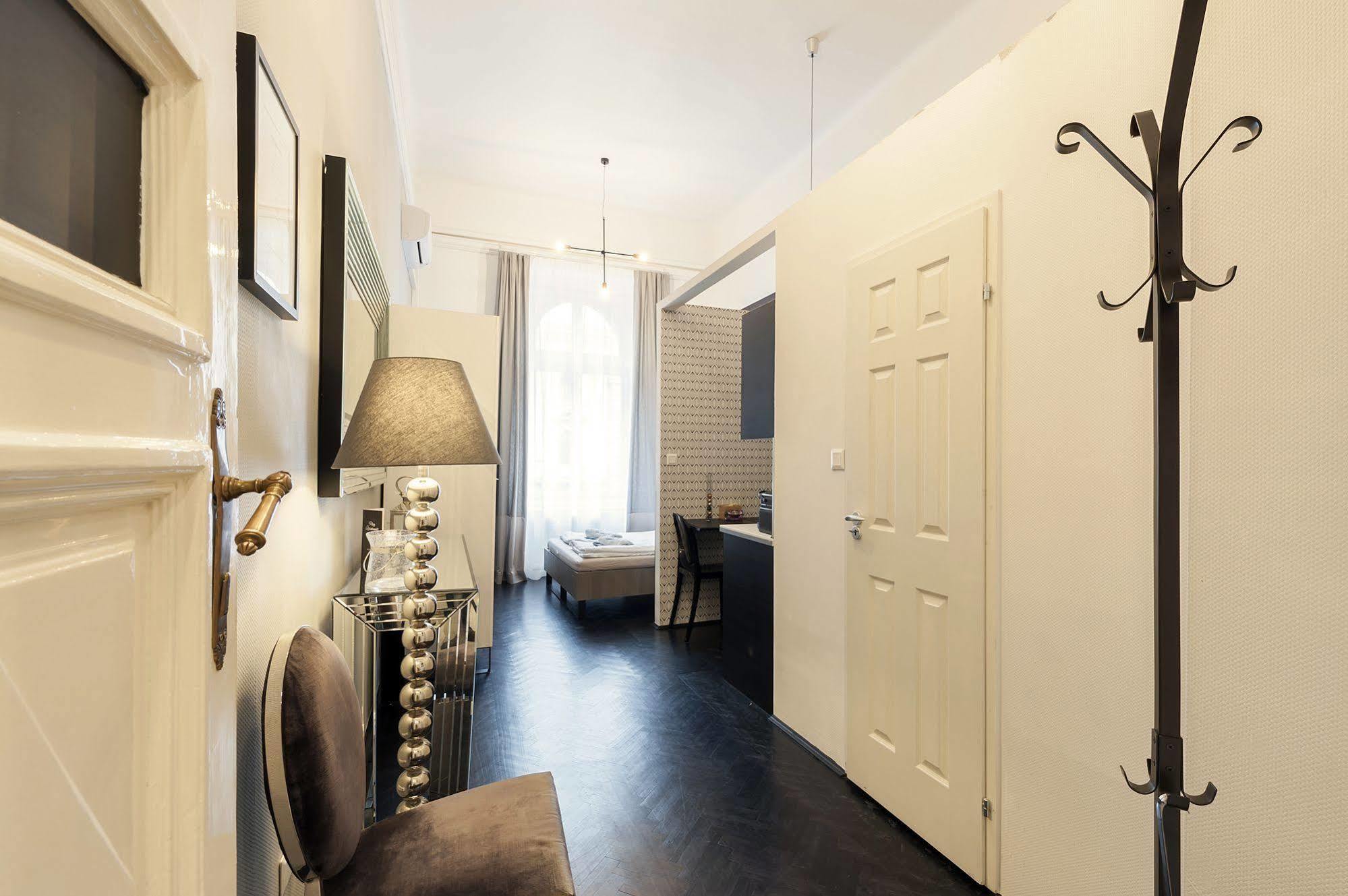 Play Apartments Budapest Luaran gambar